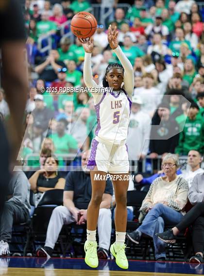Thumbnail 3 in Cuero vs. Lincoln (UIL 4A Basketball Division II Final) photogallery.