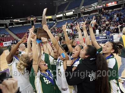 Thumbnail 3 in La Jolla Country Day vs. St. Patrick/St. Vincent (CIF State D4 Final) photogallery.