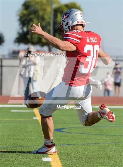 Thumbnail 1 in St. Johns vs Santa Cruz Valley (AIA 2A Semifinal) photogallery.