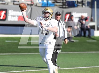 Thumbnail 2 in Greenwood vs. Shiloh Christian (AAA 6A State Final) photogallery.