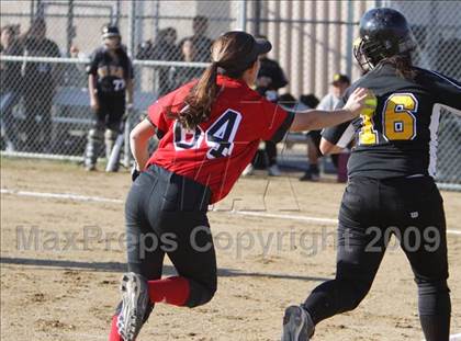 Thumbnail 3 in San Fernando @ Cleveland photogallery.