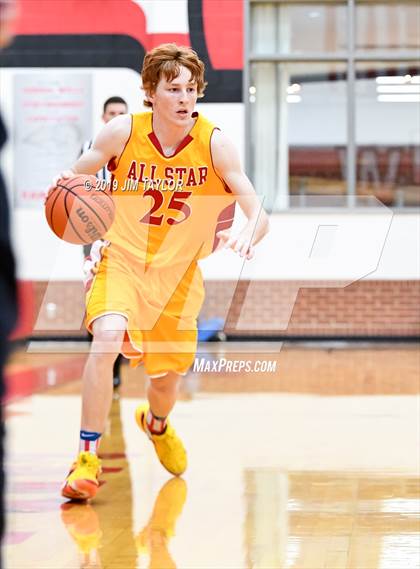 Thumbnail 3 in Chicken Express All-Star Classic photogallery.