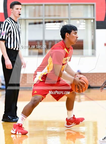 Thumbnail 2 in Chicken Express All-Star Classic photogallery.