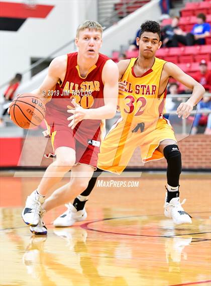 Thumbnail 2 in Chicken Express All-Star Classic photogallery.