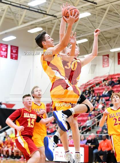 Thumbnail 1 in Chicken Express All-Star Classic photogallery.