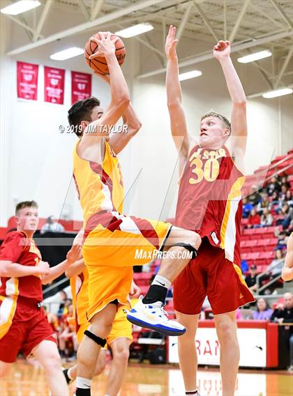 Thumbnail 2 in Chicken Express All-Star Classic photogallery.