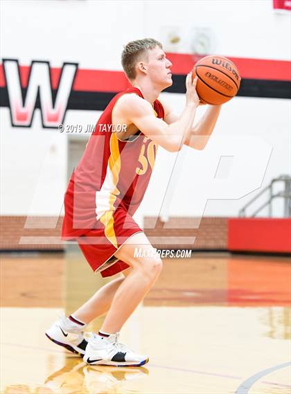 Thumbnail 1 in Chicken Express All-Star Classic photogallery.