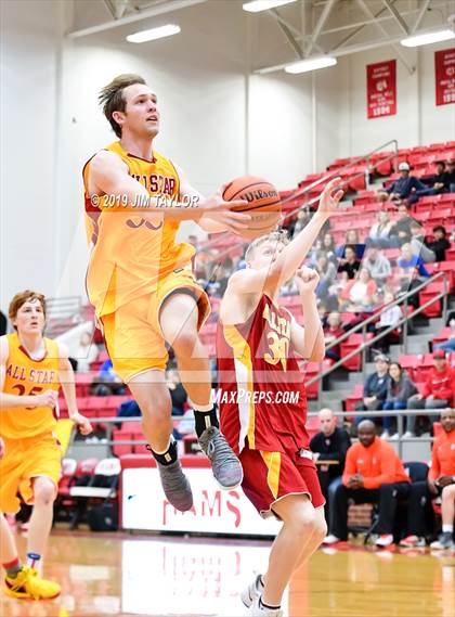 Thumbnail 3 in Chicken Express All-Star Classic photogallery.