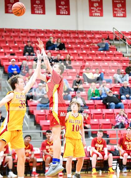 Thumbnail 3 in Chicken Express All-Star Classic photogallery.