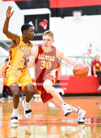 Thumbnail 1 in Chicken Express All-Star Classic photogallery.