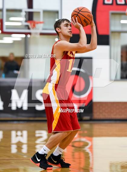 Thumbnail 2 in Chicken Express All-Star Classic photogallery.