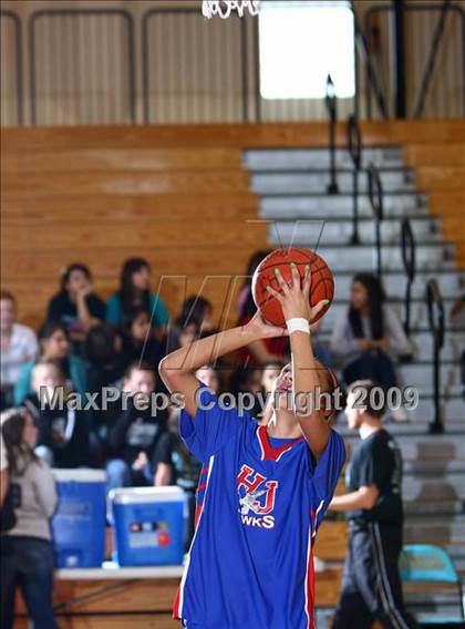 Thumbnail 1 in Hardin-Jefferson vs Pasadena Memorial (McDonalds Texas Invitational) photogallery.
