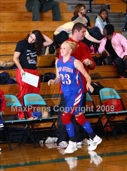Thumbnail 2 in Hardin-Jefferson vs Pasadena Memorial (McDonalds Texas Invitational) photogallery.
