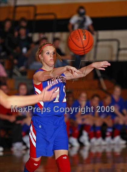 Thumbnail 2 in Hardin-Jefferson vs Pasadena Memorial (McDonalds Texas Invitational) photogallery.