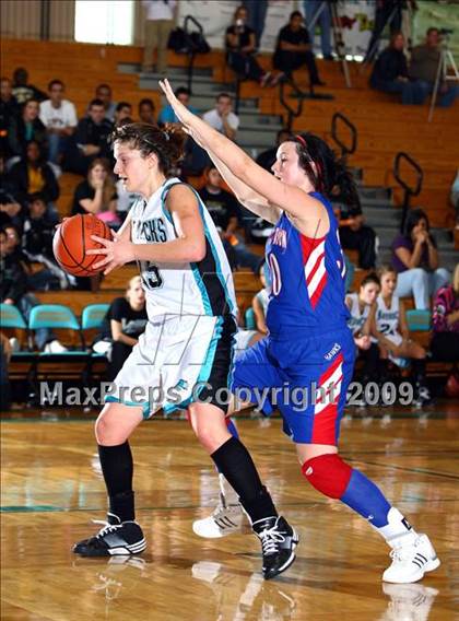 Thumbnail 1 in Hardin-Jefferson vs Pasadena Memorial (McDonalds Texas Invitational) photogallery.