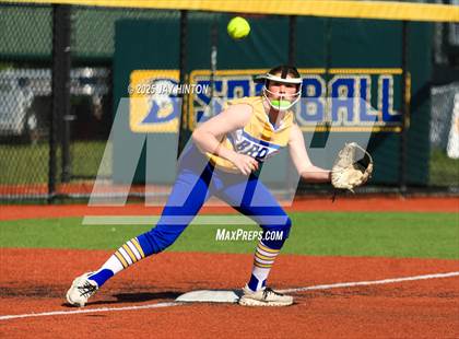 Thumbnail 1 in Glen Rose @ Brock photogallery.