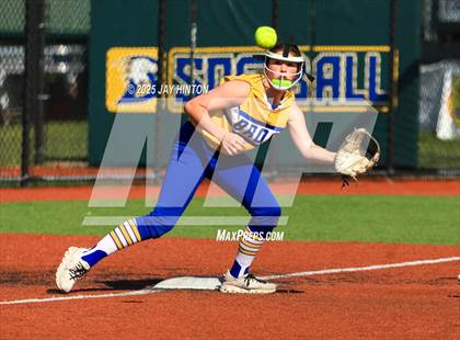 Thumbnail 2 in Glen Rose @ Brock photogallery.