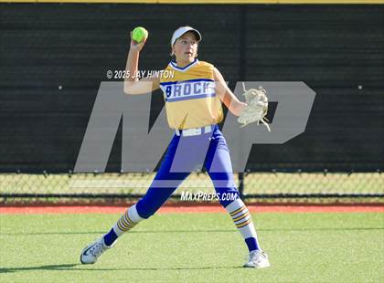 Thumbnail 3 in Glen Rose @ Brock photogallery.