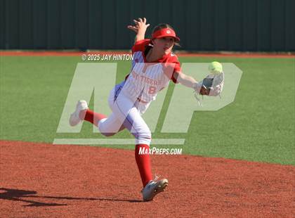 Thumbnail 3 in Glen Rose @ Brock photogallery.