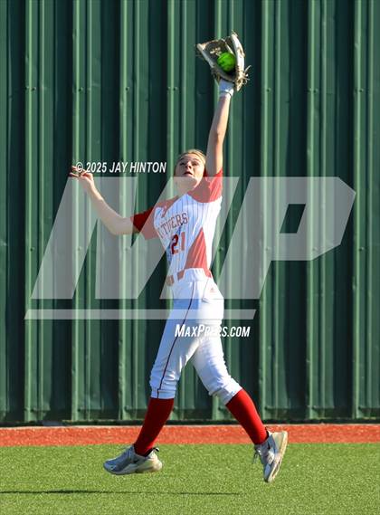Thumbnail 3 in Glen Rose @ Brock photogallery.