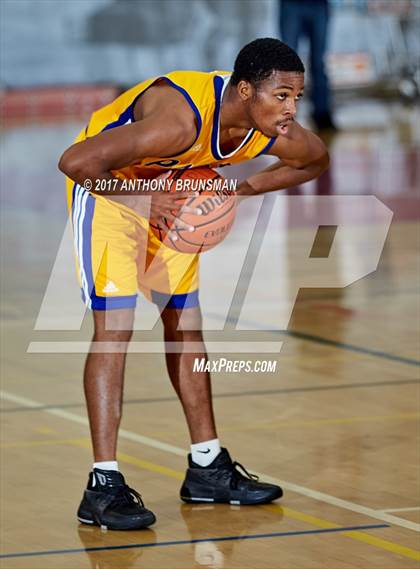 Thumbnail 1 in Grant vs. Inderkum (Cordova Christmas Tournament) photogallery.