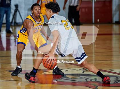 Thumbnail 1 in Grant vs. Inderkum (Cordova Christmas Tournament) photogallery.