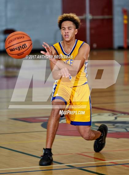 Thumbnail 1 in Grant vs. Inderkum (Cordova Christmas Tournament) photogallery.