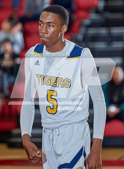 Thumbnail 1 in Grant vs. Inderkum (Cordova Christmas Tournament) photogallery.