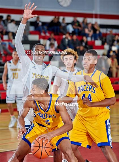 Thumbnail 1 in Grant vs. Inderkum (Cordova Christmas Tournament) photogallery.