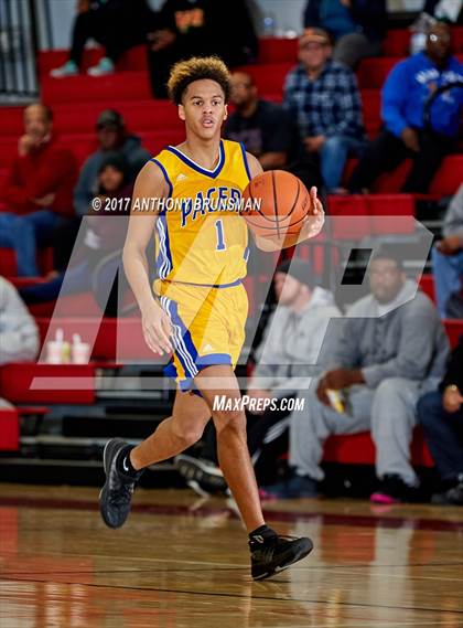 Thumbnail 1 in Grant vs. Inderkum (Cordova Christmas Tournament) photogallery.