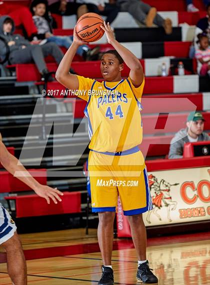 Thumbnail 2 in Grant vs. Inderkum (Cordova Christmas Tournament) photogallery.