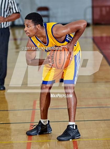 Thumbnail 2 in Grant vs. Inderkum (Cordova Christmas Tournament) photogallery.