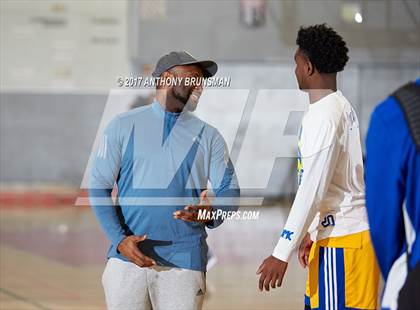 Thumbnail 1 in Grant vs. Inderkum (Cordova Christmas Tournament) photogallery.