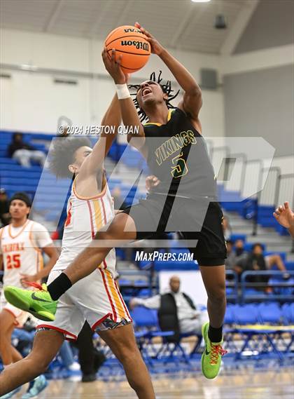 Thumbnail 1 in Fairfax vs. Blair (Elite Challenge) photogallery.