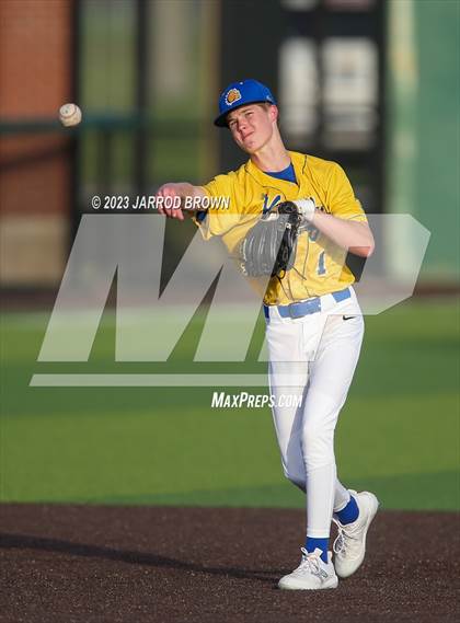 Thumbnail 3 in Lumberton vs Kelly (Lamar University) photogallery.