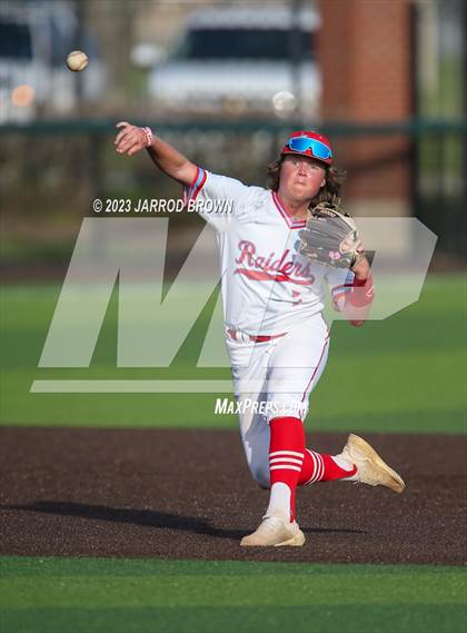 Thumbnail 3 in Lumberton vs Kelly (Lamar University) photogallery.