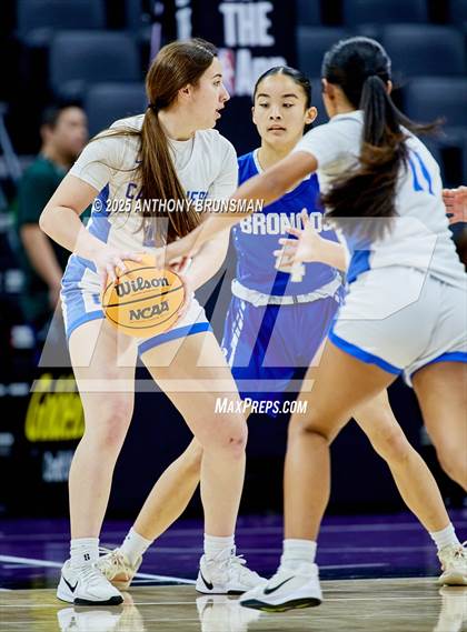 Thumbnail 1 in Rancho Bernardo vs Caruthers (CIF State D2 Final) photogallery.