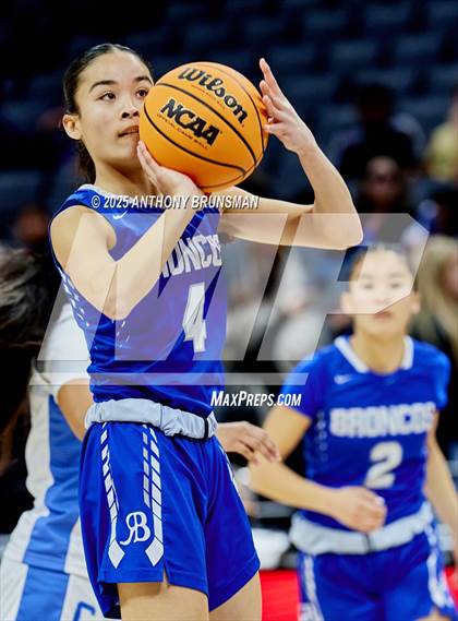 Thumbnail 2 in Rancho Bernardo vs Caruthers (CIF State D2 Final) photogallery.