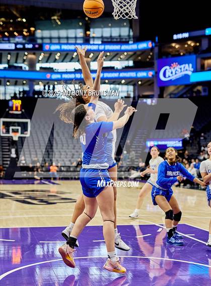 Thumbnail 3 in Rancho Bernardo vs Caruthers (CIF State D2 Final) photogallery.