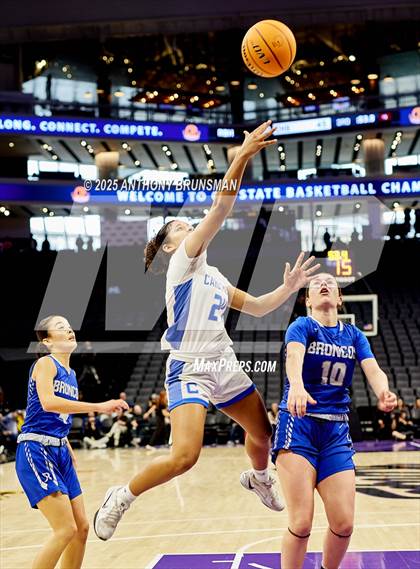 Thumbnail 2 in Rancho Bernardo vs Caruthers (CIF State D2 Final) photogallery.