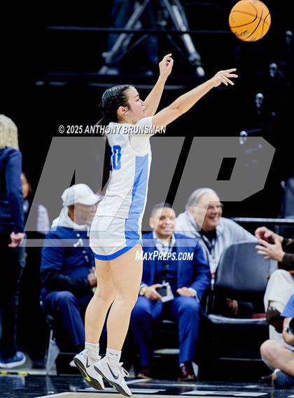 Thumbnail 3 in Rancho Bernardo vs Caruthers (CIF State D2 Final) photogallery.