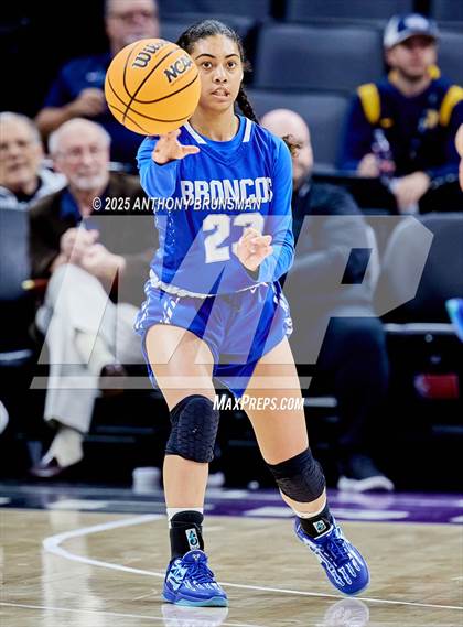 Thumbnail 3 in Rancho Bernardo vs Caruthers (CIF State D2 Final) photogallery.