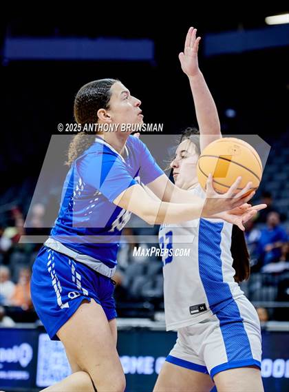 Thumbnail 1 in Rancho Bernardo vs Caruthers (CIF State D2 Final) photogallery.