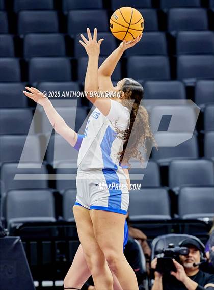 Thumbnail 2 in Rancho Bernardo vs Caruthers (CIF State D2 Final) photogallery.