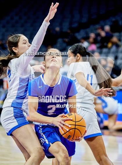 Thumbnail 3 in Rancho Bernardo vs Caruthers (CIF State D2 Final) photogallery.