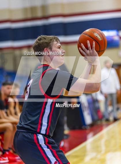 Thumbnail 3 in Little Cypress-Mauriceville vs Kountze (Hardin-Jefferson Tournament) photogallery.