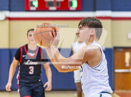 Thumbnail 3 in Little Cypress-Mauriceville vs Kountze (Hardin-Jefferson Tournament) photogallery.