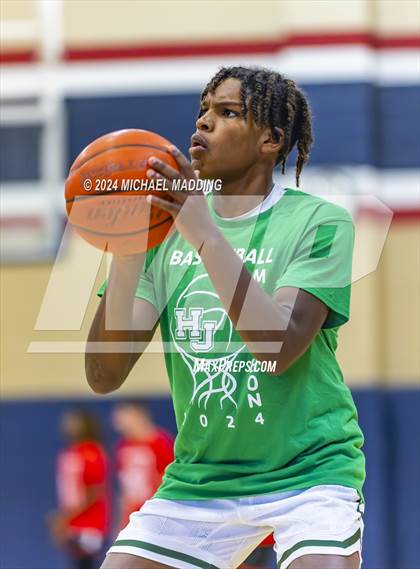 Thumbnail 2 in Little Cypress-Mauriceville vs Kountze (Hardin-Jefferson Tournament) photogallery.