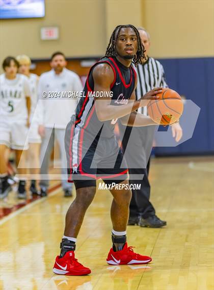 Thumbnail 2 in Little Cypress-Mauriceville vs Kountze (Hardin-Jefferson Tournament) photogallery.
