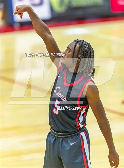 Thumbnail 2 in Little Cypress-Mauriceville vs Kountze (Hardin-Jefferson Tournament) photogallery.